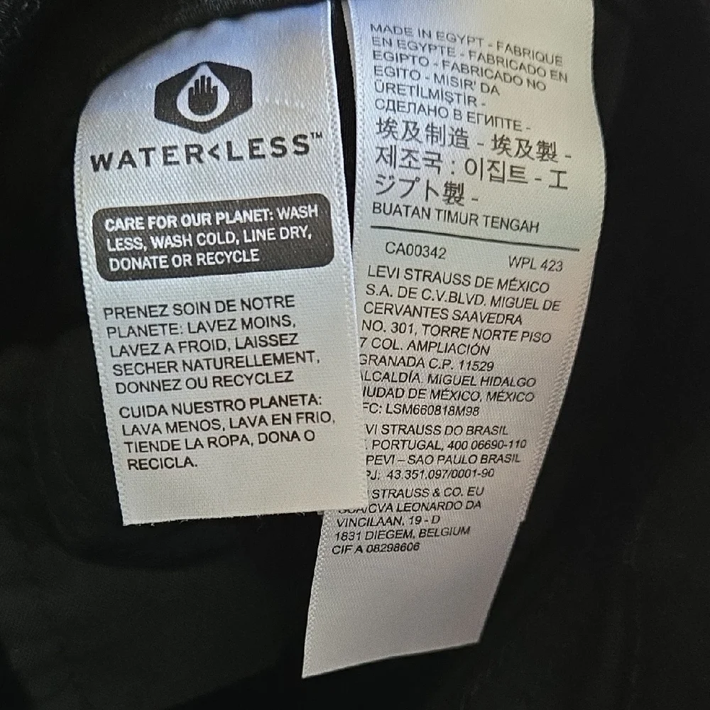 Levis Black Jeans - Picture 4 of 4